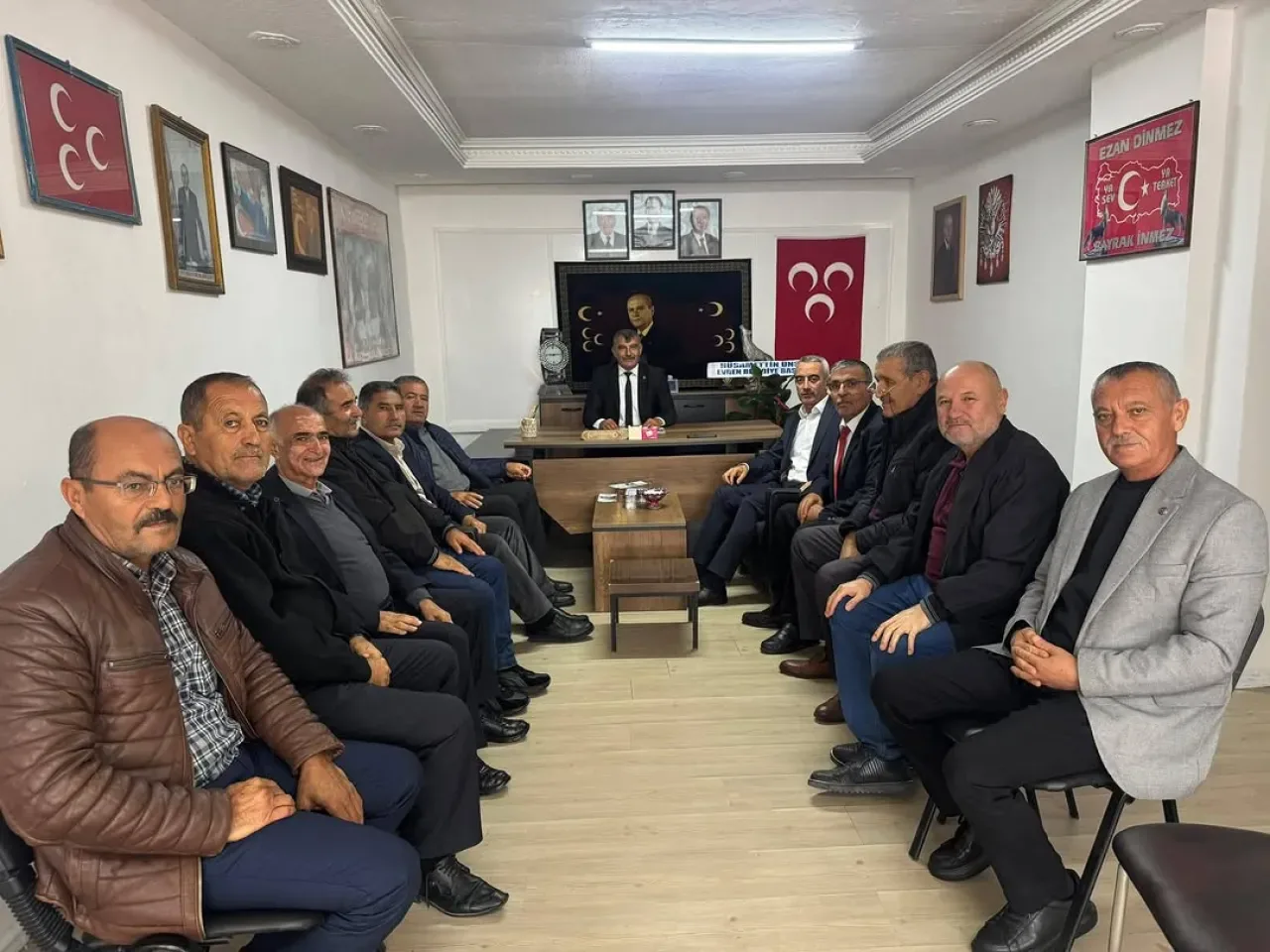 MHP İlçe Başkanlığı'na Cumhur İttifakı Ziyareti MHP İlçe Başkanlığı'na Cumhur İttifakı Ziyareti