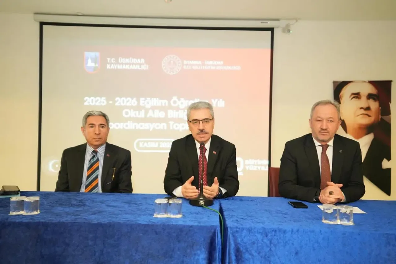 Üsküdar'da 2025-2026 Eğitim Öğretim Yılı için Okul Aile Birlikleri Toplantısı Yapıldı Üsküdar'da 2025-2026 Eğitim Öğretim Yılı için Okul Aile Birlikleri Toplantısı Yapıldı