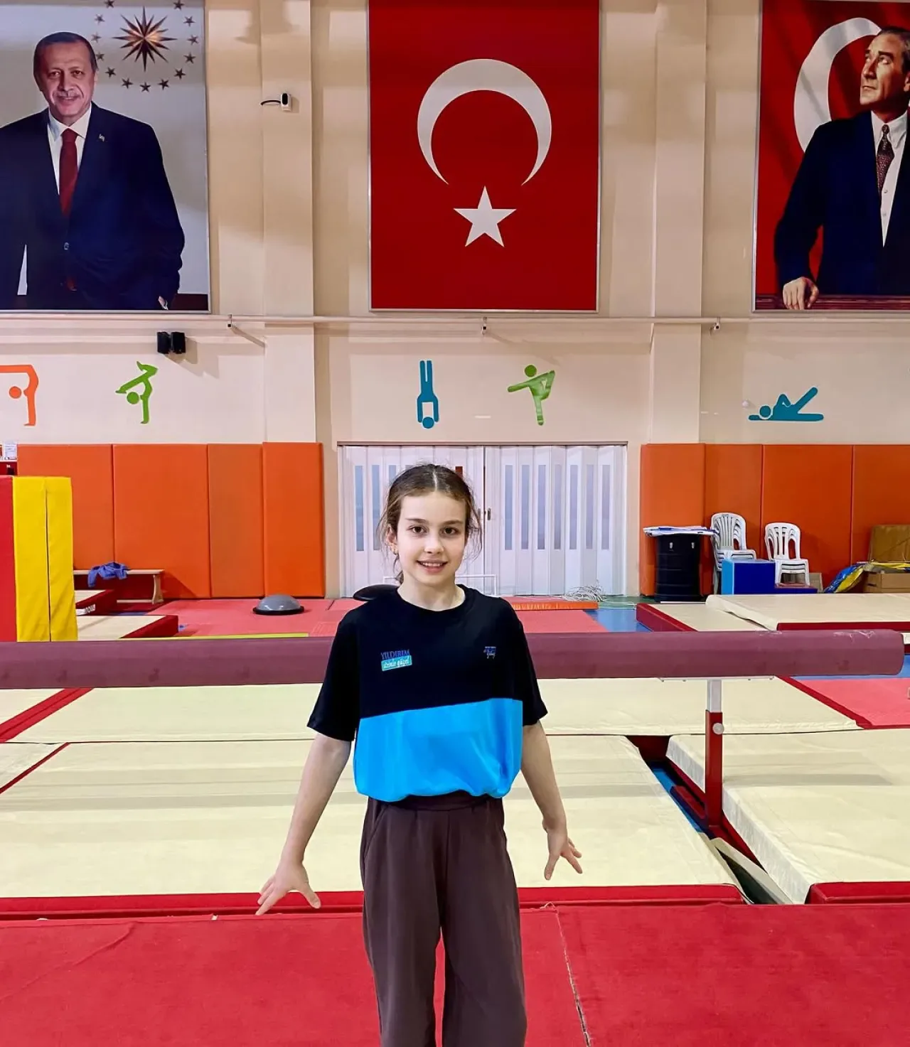 Yıldırım Belediyespor'lu Elvan İlarslan, Artistik Cimnastikte Türkiye İkincisi Oldu Yıldırım Belediyespor'lu Elvan İlarslan, Artistik Cimnastikte Türkiye İkincisi Oldu