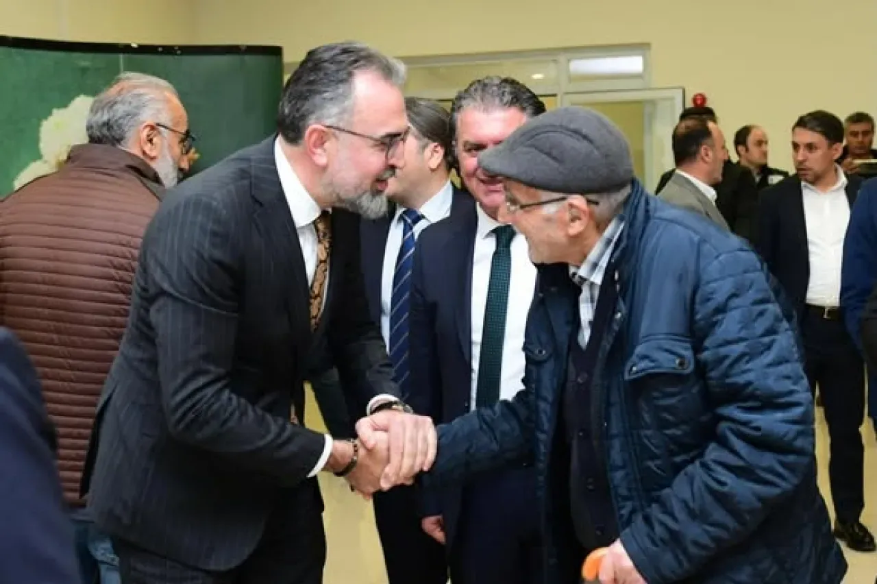Kestel'de Öğretmenler Günü Türk Sanat Müziği Konseri ve Plaket Töreni Düzenlendi Kestel'de Öğretmenler Günü Türk Sanat Müziği Konseri ve Plaket Töreni Düzenlendi