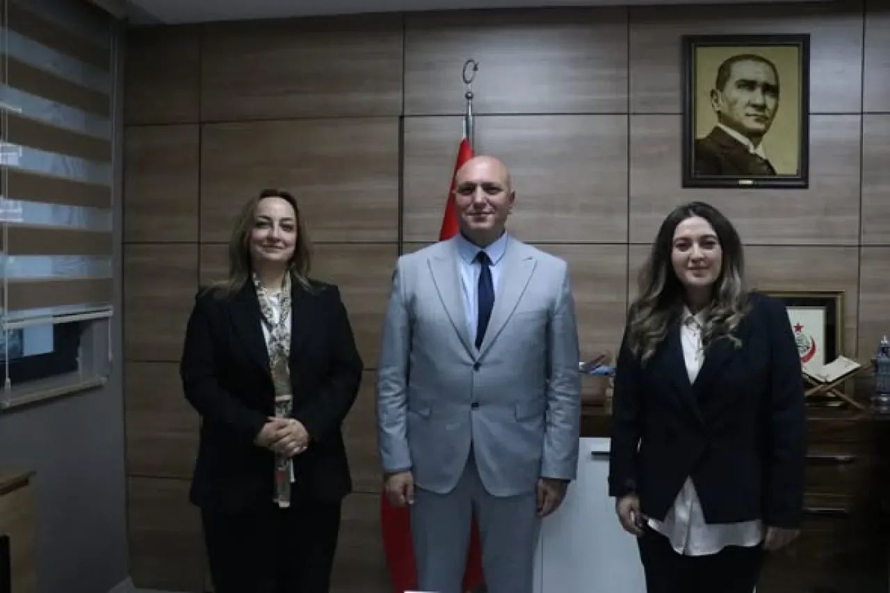 Başakşehir'de 24 Kasım Öğretmenler Günü Ziyareti Başakşehir'de 24 Kasım Öğretmenler Günü Ziyareti