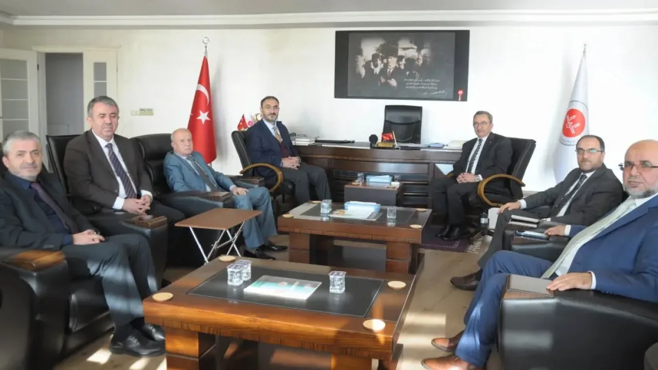 Bursa İl Müftüsü ve Heyeti Balıkesir'de Bursa İl Müftüsü ve Heyeti Balıkesir'de