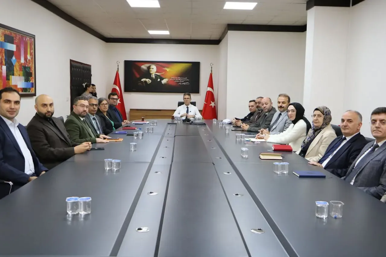 Avcılar'da Yıl Sonu Değerlendirme Toplantısı Yapıldı Avcılar'da Yıl Sonu Değerlendirme Toplantısı Yapıldı