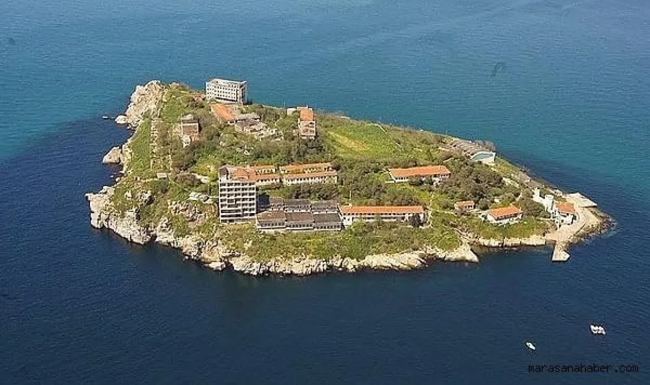 CHP'li Meriç'ten İmralı Çıkışına İlişkin Tespit: "Taktik Hamle, İlkesel Çözüm Değil" CHP'li Meriç'ten İmralı Çıkışına İlişkin Tespit: "Taktik Hamle, İlkesel Çözüm Değil"