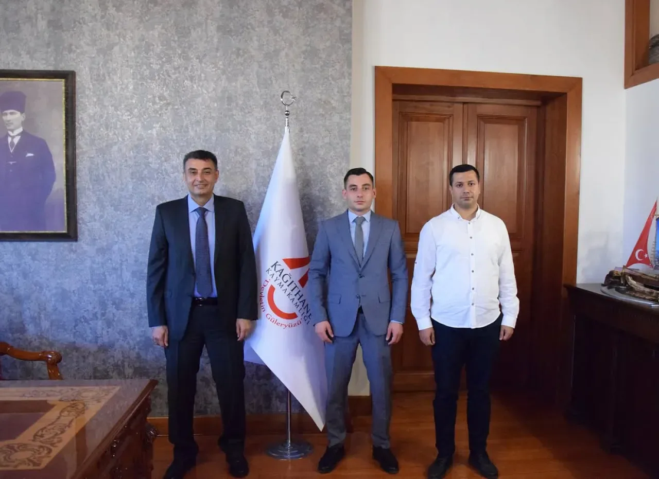 Kağıthane Kaymakamı Yüksel Kara, Darıca'dan Gelen Heyeti Makamında Ağırladı Kağıthane Kaymakamı Yüksel Kara, Darıca'dan Gelen Heyeti Makamında Ağırladı