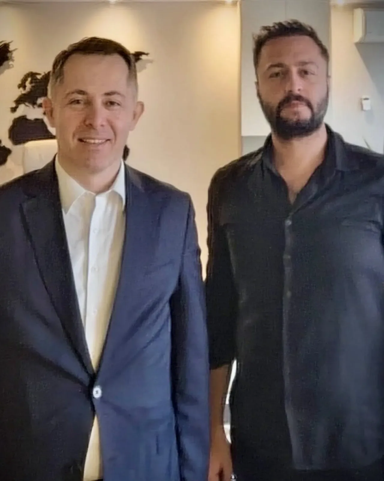 AK Parti Avcılar Belediye Başkan Adayı Abdullah Küçükoğlu, Emre Yılmaz'ın Yeni Ofisini Ziyaret Etti AK Parti Avcılar Belediye Başkan Adayı Abdullah Küçükoğlu, Emre Yılmaz'ın Yeni Ofisini Ziyaret Etti