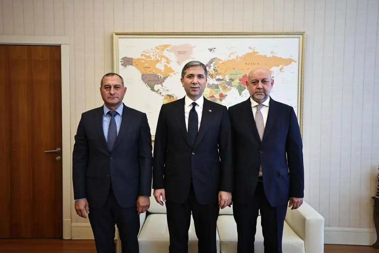 AK Partili Sırakaya, Bulgaristan Türklerinin Hakları ve Sorunlarını Görüştü AK Partili Sırakaya, Bulgaristan Türklerinin Hakları ve Sorunlarını Görüştü