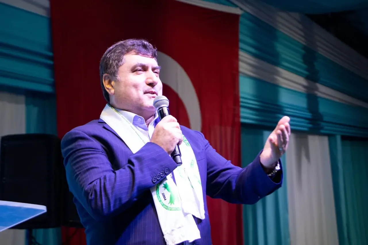 Sultanbeyli'de Giresun Günleri Coşkusu Sultanbeyli'de Giresun Günleri Coşkusu