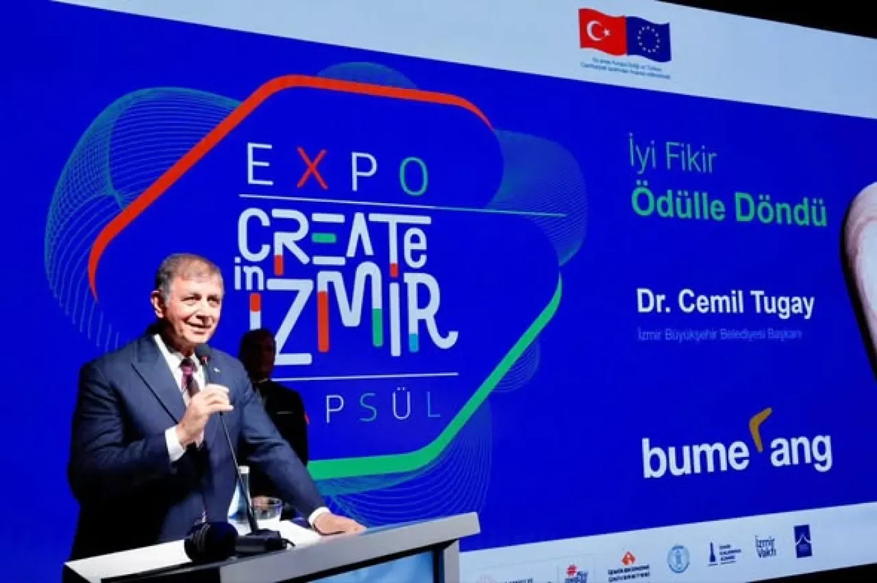 İzmir Reklamcılığının Bumerang Ödülleri Sahiplerini Buldu İzmir Reklamcılığının Bumerang Ödülleri Sahiplerini Buldu