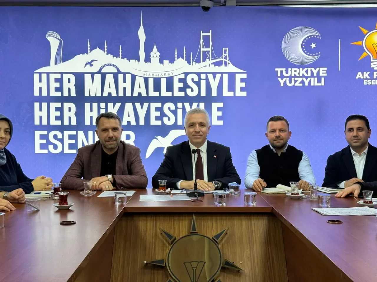 AK Parti Esenler'de Yönetim Kurulu Toplantısı Gerçekleştirildi AK Parti Esenler'de Yönetim Kurulu Toplantısı Gerçekleştirildi
