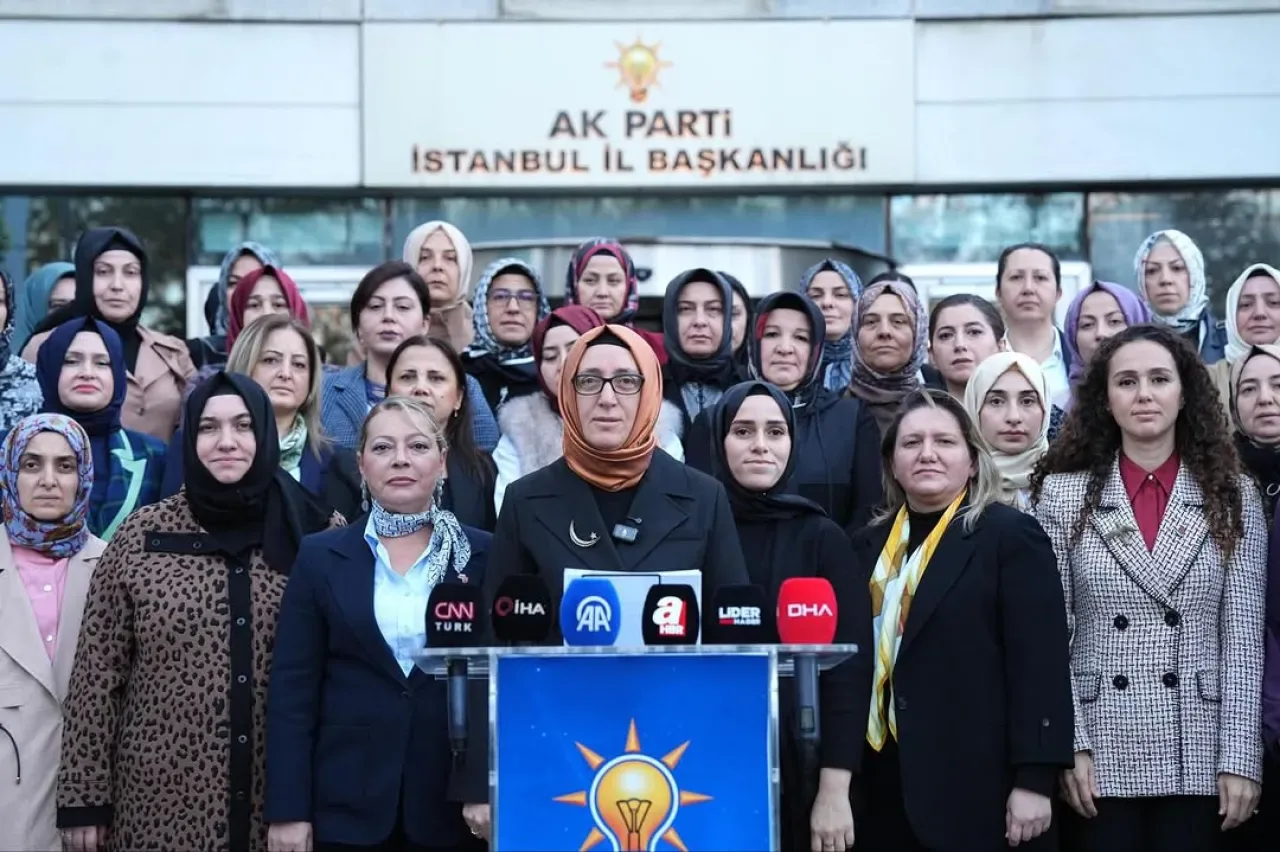İstanbul Ümraniye'de Kadına Yönelik Şiddetle Mücadele Genelgesi Değerlendirildi İstanbul Ümraniye'de Kadına Yönelik Şiddetle Mücadele Genelgesi Değerlendirildi