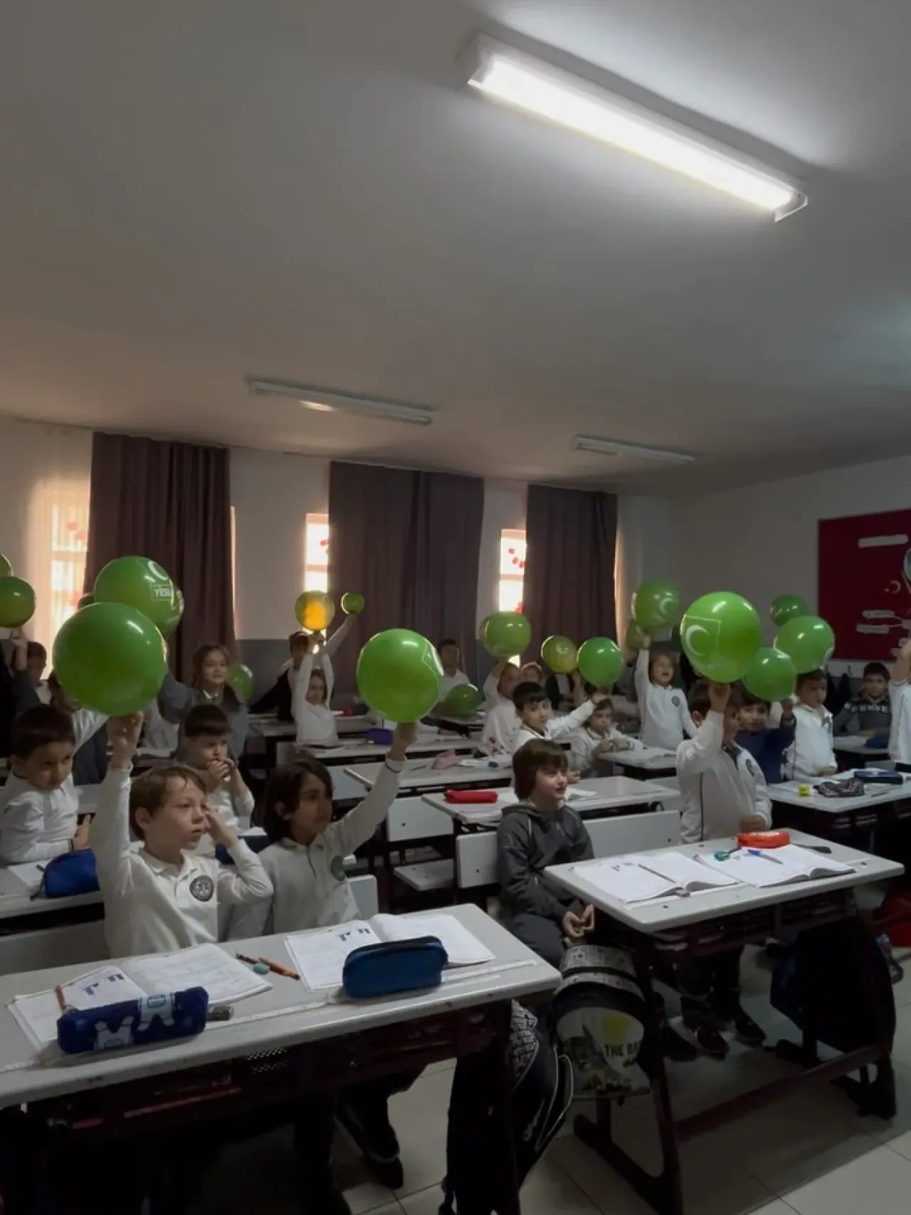 Yeşilay, Tantavi İlkokulu'nda Minik Öğrencilerle Buluştu Yeşilay, Tantavi İlkokulu'nda Minik Öğrencilerle Buluştu
