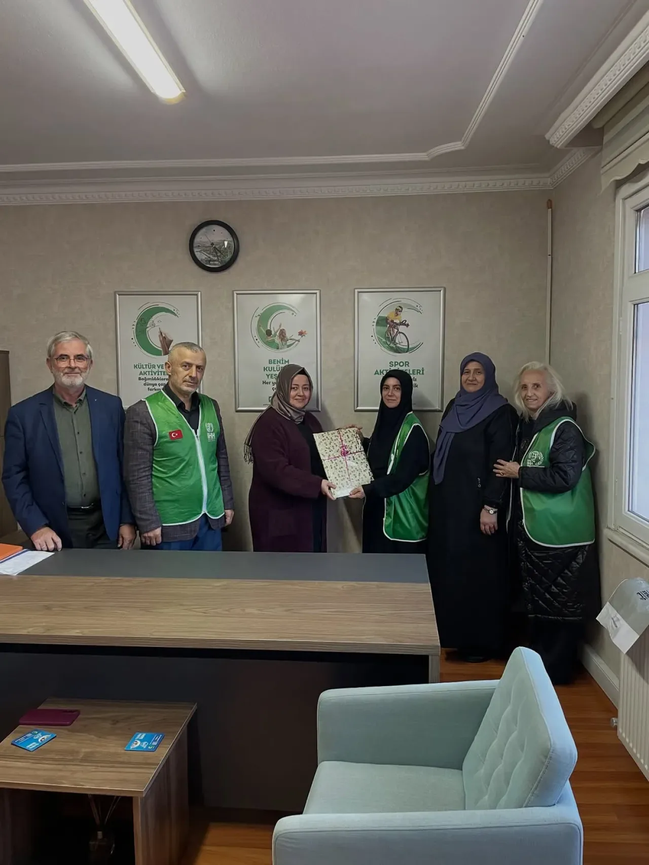 Yeşilay ve İHH Kadın Kolları Eyüpsultan'da İş Birliği İçin Bir Araya Geldi Yeşilay ve İHH Kadın Kolları Eyüpsultan'da İş Birliği İçin Bir Araya Geldi