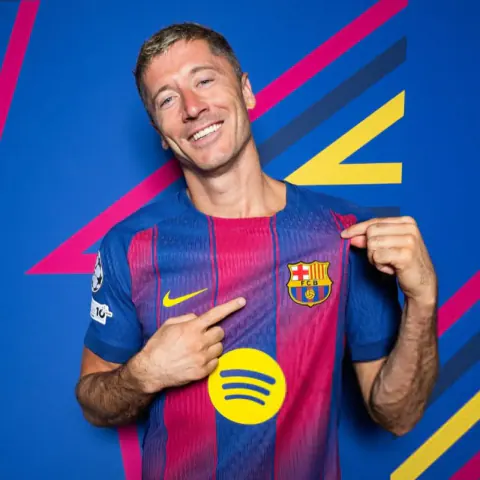Fenerbahçe'nin Lewandowski Teklifi Reddedildi