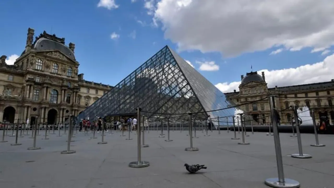 Louvre Müzesi Soygununda Dördüncü Şüpheli Yakalandı Louvre Müzesi Soygununda Dördüncü Şüpheli Yakalandı