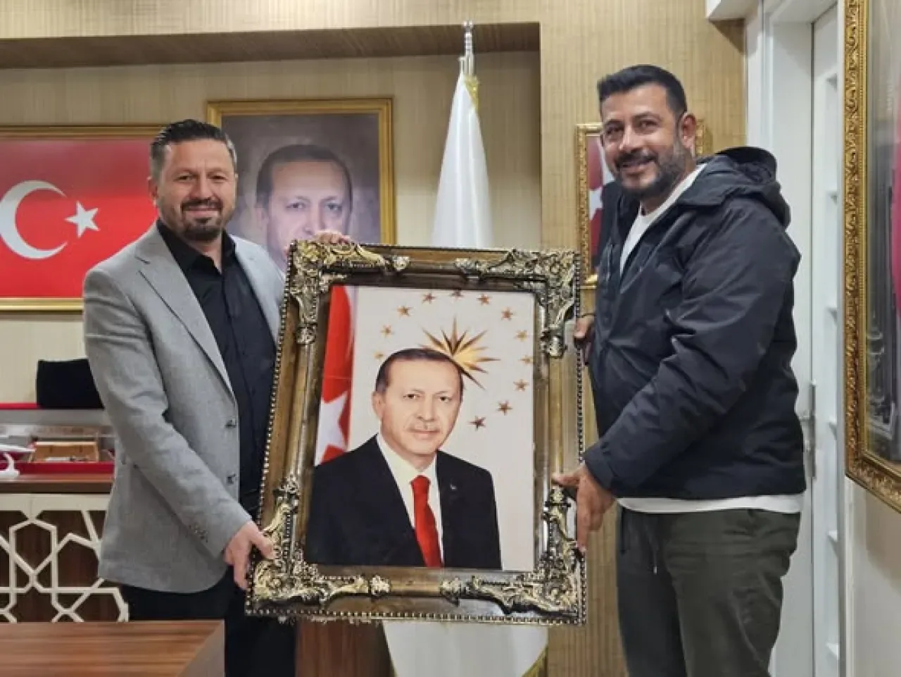 AK Parti Balıkesir İl Başkanlığı'na Ziyaretlerde Buluşma AK Parti Balıkesir İl Başkanlığı'na Ziyaretlerde Buluşma