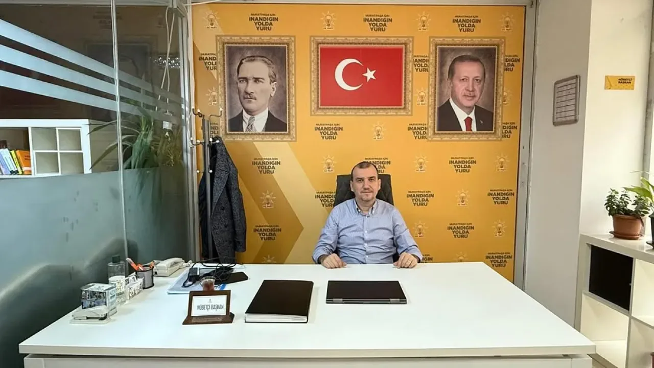 AK Parti Muratpaşa'da Yeni İlçe Nöbetçi Başkanı Belli Oldu AK Parti Muratpaşa'da Yeni İlçe Nöbetçi Başkanı Belli Oldu