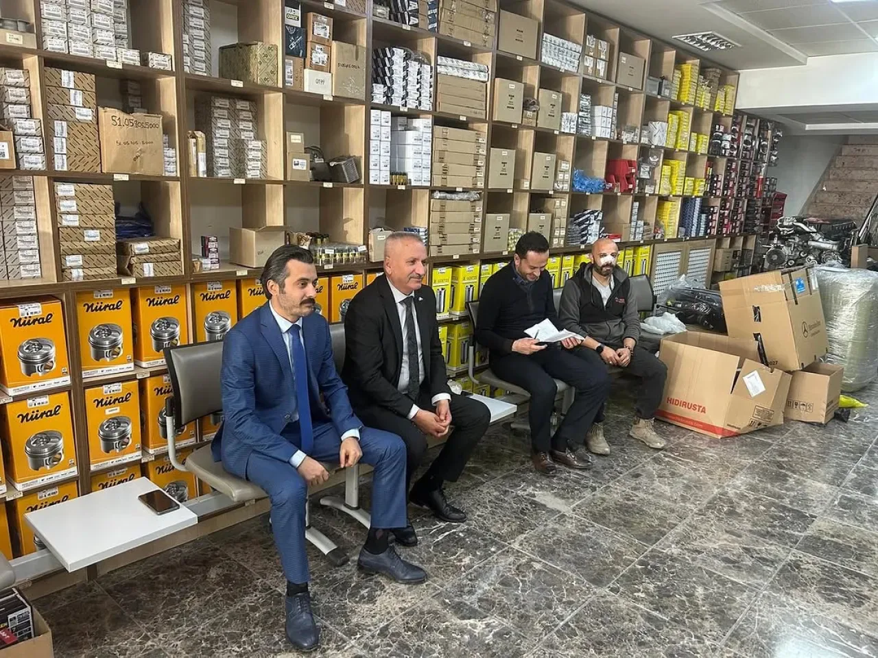 MHP Yenimahalle İlçe Başkanlığı Bağdat Caddesi Esnafını Ziyaret Etti MHP Yenimahalle İlçe Başkanlığı Bağdat Caddesi Esnafını Ziyaret Etti