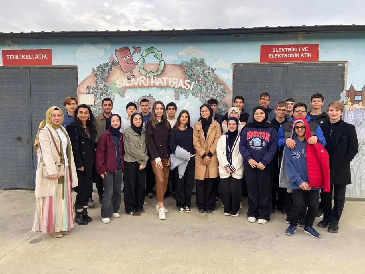 Silivri'de Öğrencilere Sıfır Atık Eğitimi Silivri'de Öğrencilere Sıfır Atık Eğitimi