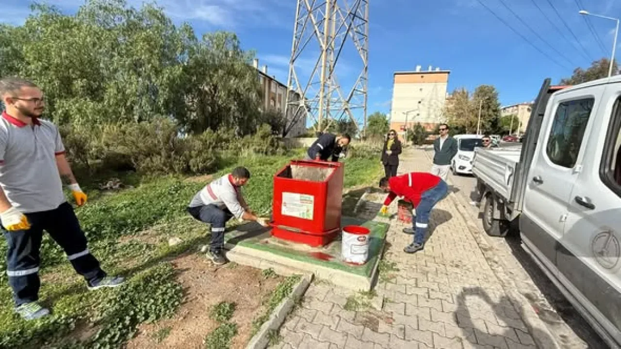 Karşıyaka Belediyesi, Mahalle Temizliği ve Dezenfekte Çalışmalarını Sürdürüyor Karşıyaka Belediyesi, Mahalle Temizliği ve Dezenfekte Çalışmalarını Sürdürüyor