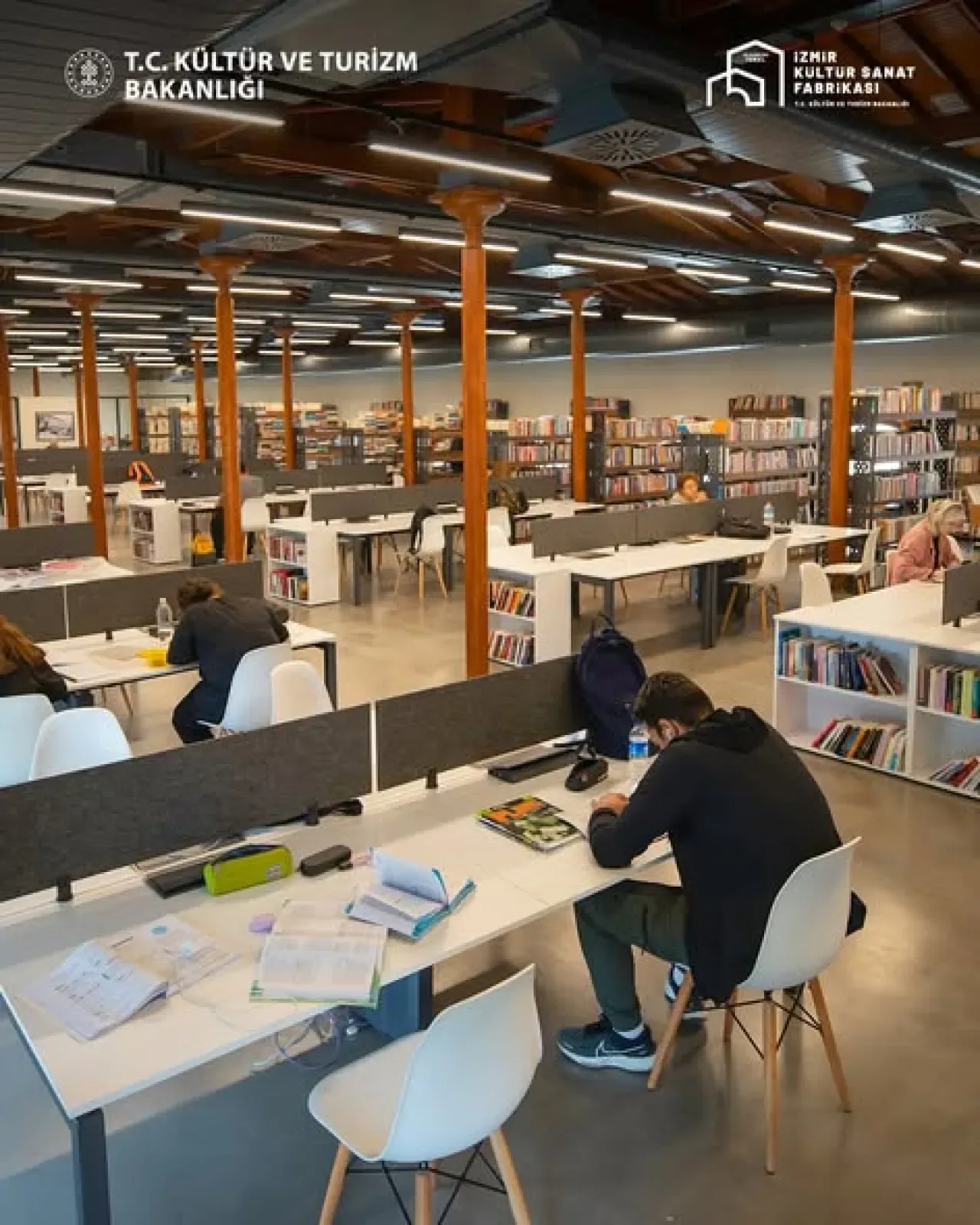 İzmir Kültür Sanat Fabrikası, Motivasyonu Yüksek Çalışma Alanları Sunuyor İzmir Kültür Sanat Fabrikası, Motivasyonu Yüksek Çalışma Alanları Sunuyor