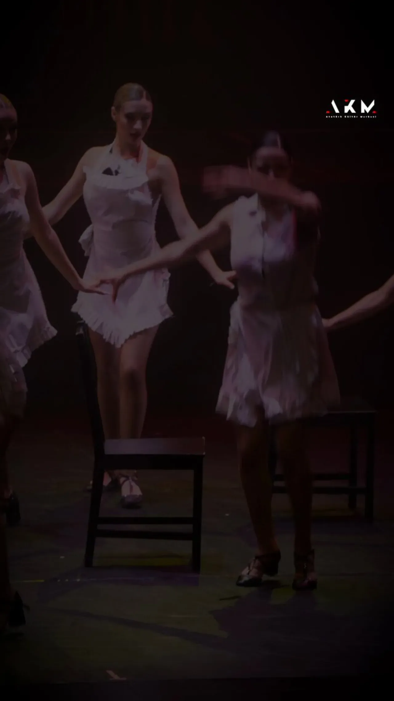AKM'de Broadway Rüzgarları: Nina Dans Gösterisi Sahnelendi AKM'de Broadway Rüzgarları: Nina Dans Gösterisi Sahnelendi