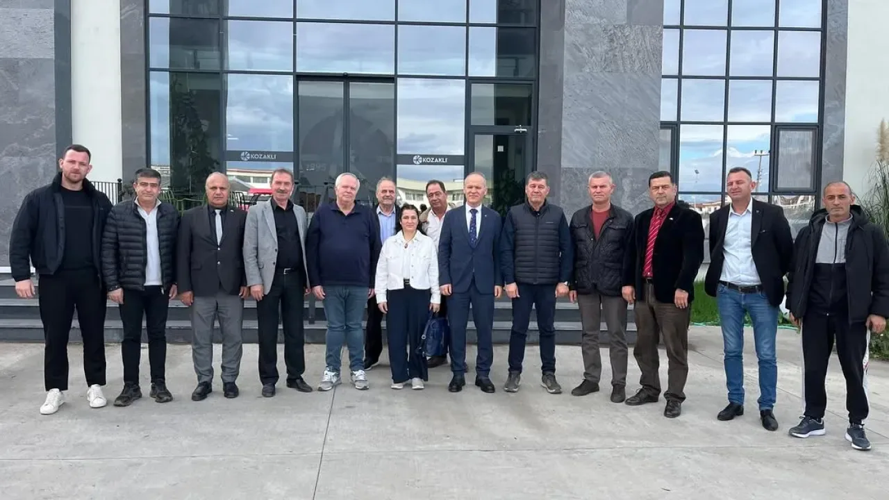 MHP Balıkesir Yönetimi Gömeç'te Esnaf Ziyaretleri Gerçekleştirdi MHP Balıkesir Yönetimi Gömeç'te Esnaf Ziyaretleri Gerçekleştirdi