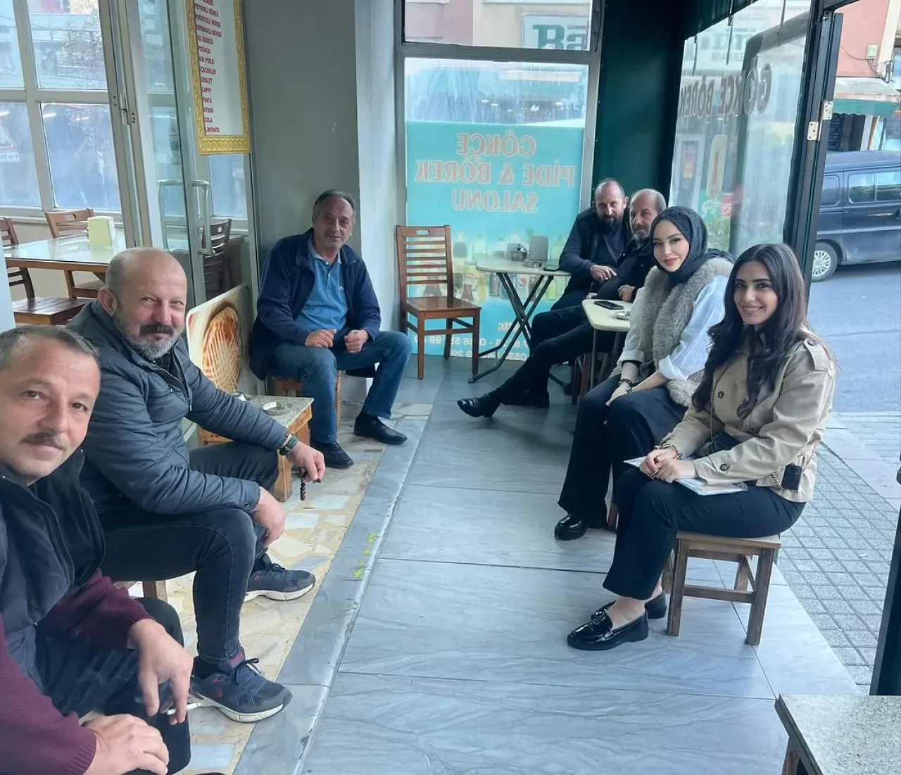 AK Parti Üsküdar Ekibi, Mehmet Akif Ersoy Mahallesi'nde Vatandaşlarla Buluştu AK Parti Üsküdar Ekibi, Mehmet Akif Ersoy Mahallesi'nde Vatandaşlarla Buluştu