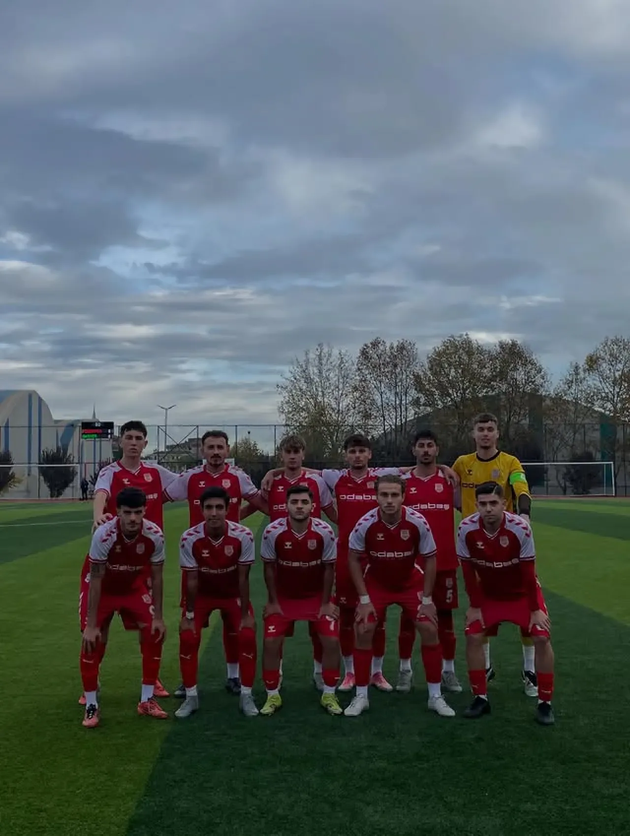 Pendikspor U19, Saha Sahibi Olmasına Rağmen Sarıyerspor'a Mağlup Oldu Pendikspor U19, Saha Sahibi Olmasına Rağmen Sarıyerspor'a Mağlup Oldu