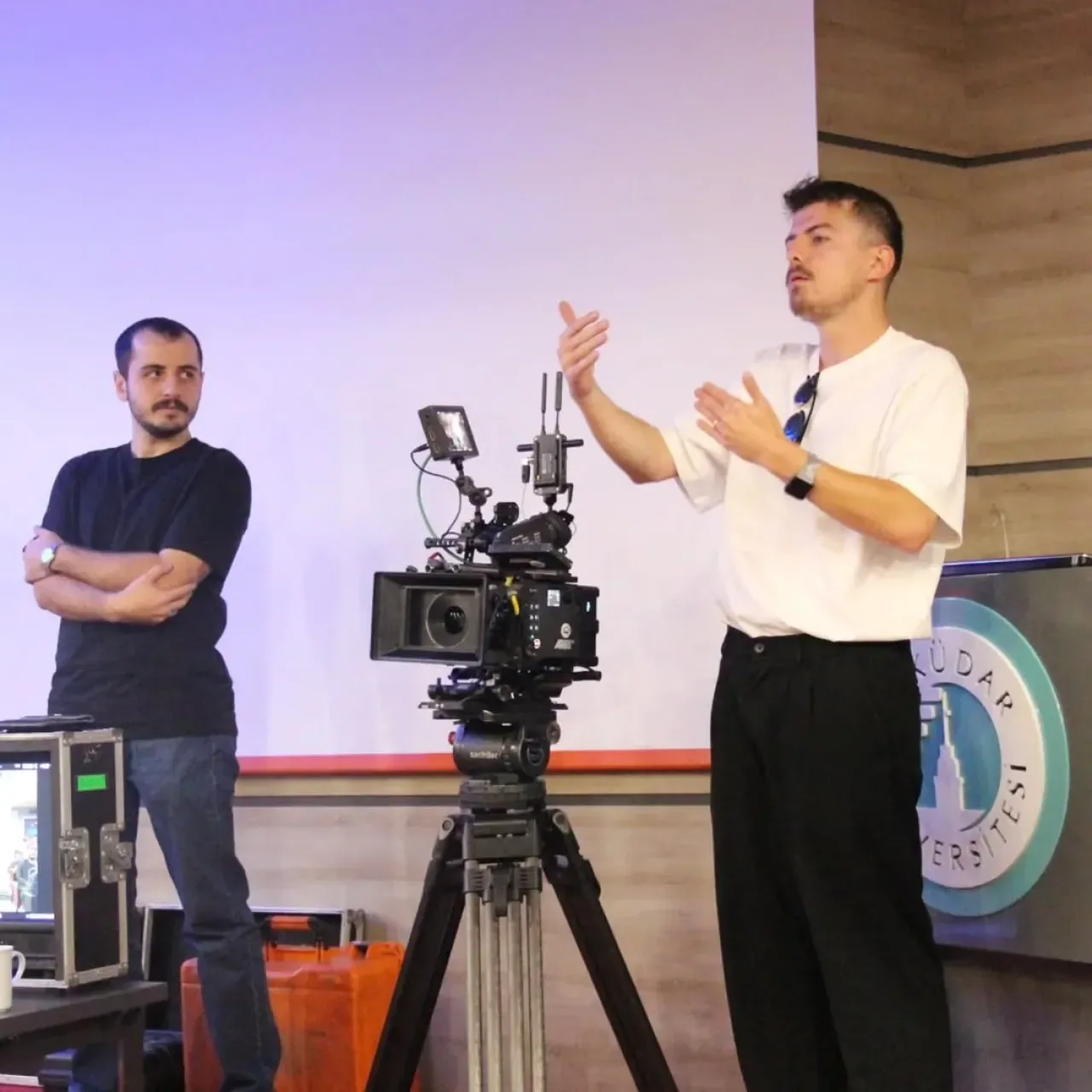 Üsküdar Üniversitesi'nde Kısa Film Yapımı Üzerine Önemli Söyleşi Üsküdar Üniversitesi'nde Kısa Film Yapımı Üzerine Önemli Söyleşi