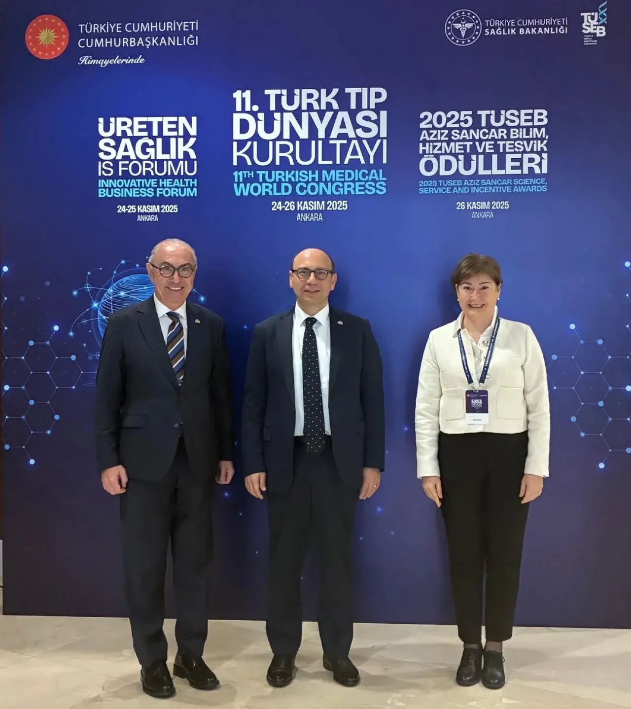 11. Türk Tıp Dünyası Kurultayı Ankara'da Gerçekleşti 11. Türk Tıp Dünyası Kurultayı Ankara'da Gerçekleşti