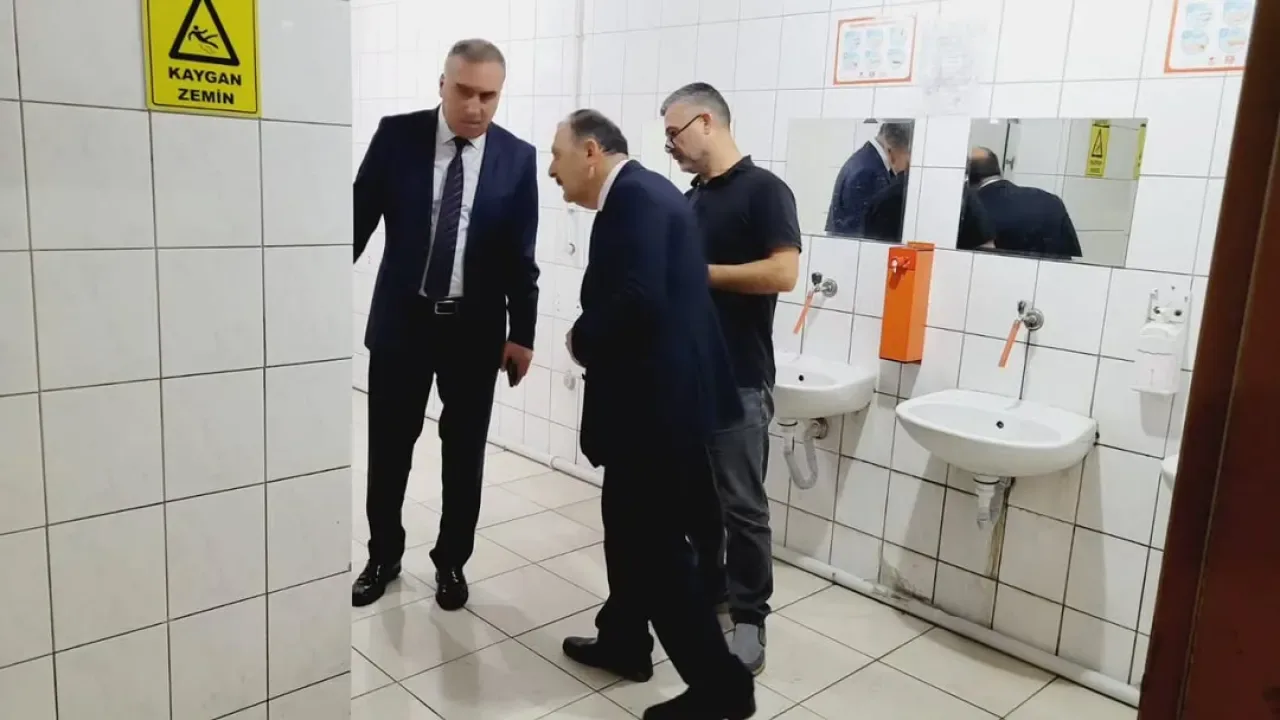 Muratpaşa İlçe Milli Eğitim Müdürü Coşkunsu, Hakkı Tatoğlu İlkokulu'nu Ziyaret Etti Muratpaşa İlçe Milli Eğitim Müdürü Coşkunsu, Hakkı Tatoğlu İlkokulu'nu Ziyaret Etti