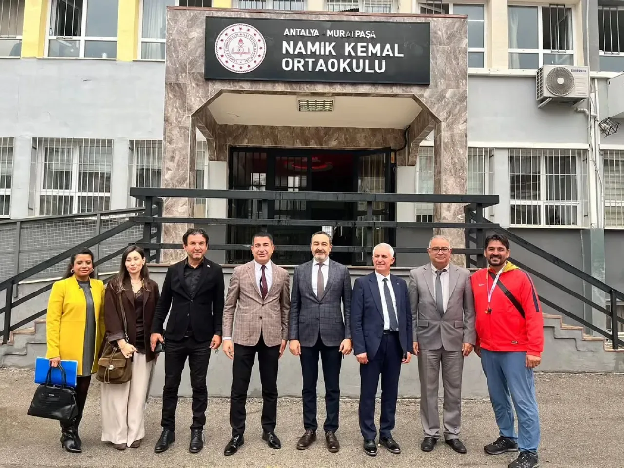 Muratpaşa'da Özel Eğitim Sınıfları Yerinde İncelendi Muratpaşa'da Özel Eğitim Sınıfları Yerinde İncelendi