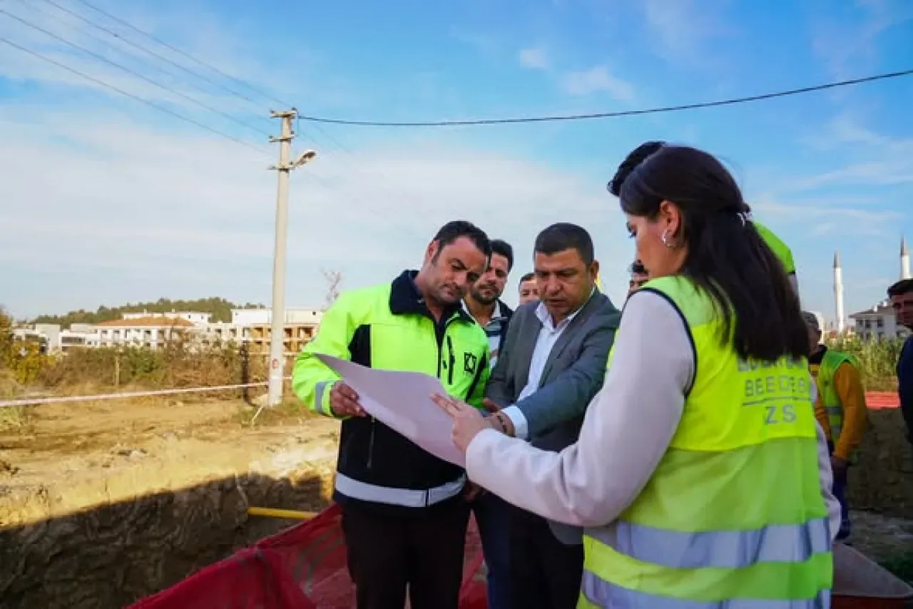 Tire'de Yağmur Suyu Sorunu Çözülüyor: İZSU İş Birliğiyle Altyapı Projesi Hızla İlerliyor Tire'de Yağmur Suyu Sorunu Çözülüyor: İZSU İş Birliğiyle Altyapı Projesi Hızla İlerliyor