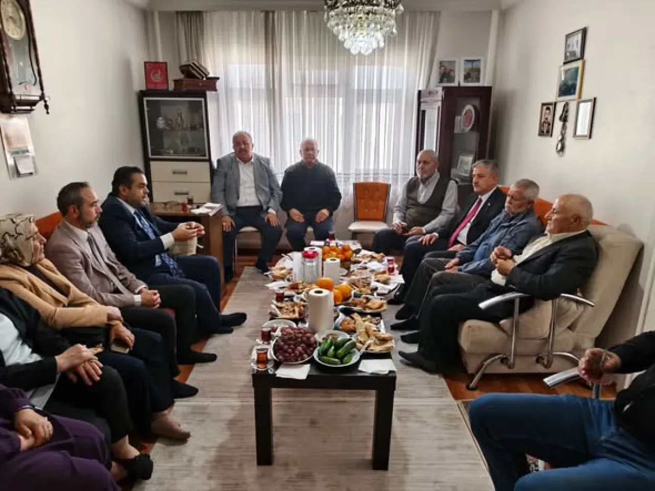 MHP Ankara İl Başkanlığı, Sincan'da Vatandaş Ziyaretleri Gerçekleştirdi MHP Ankara İl Başkanlığı, Sincan'da Vatandaş Ziyaretleri Gerçekleştirdi