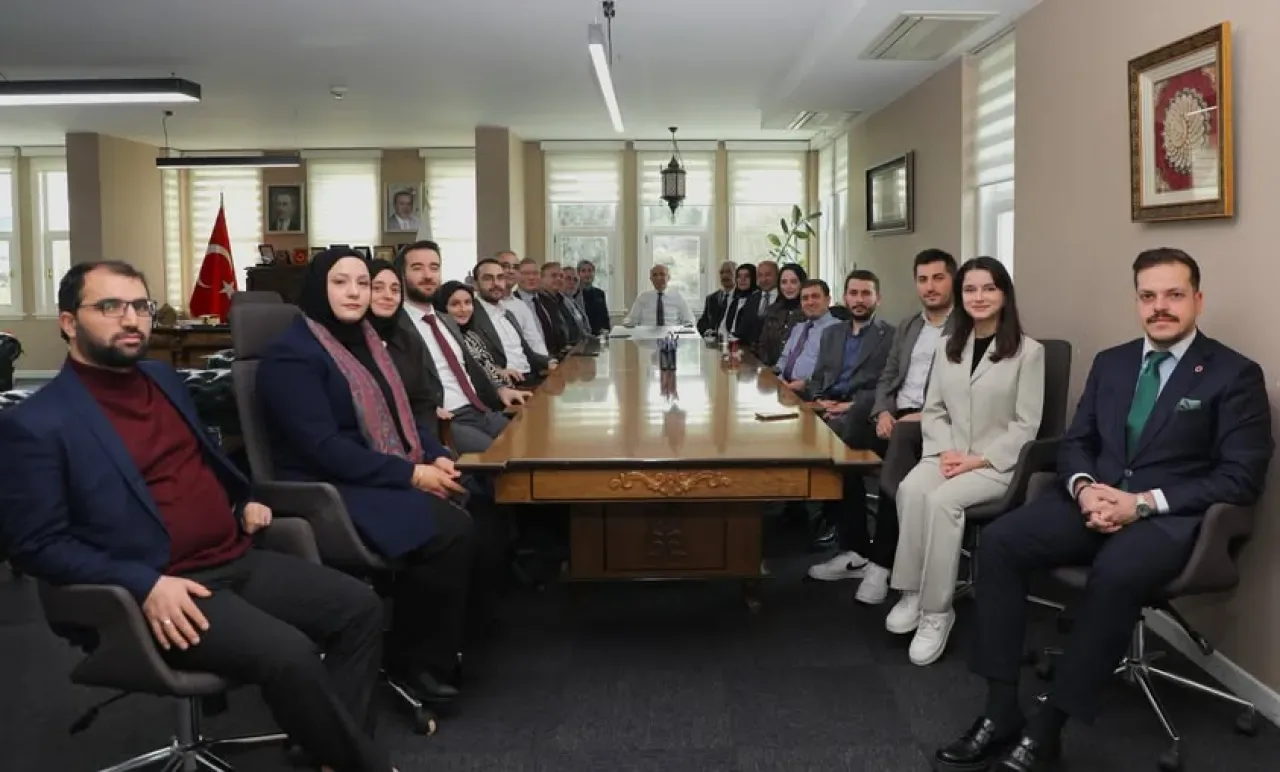 İstanbul 2 Nolu Barosu'ndan Stajyer Avukatlara Yönelik Önemli Toplantı İstanbul 2 Nolu Barosu'ndan Stajyer Avukatlara Yönelik Önemli Toplantı