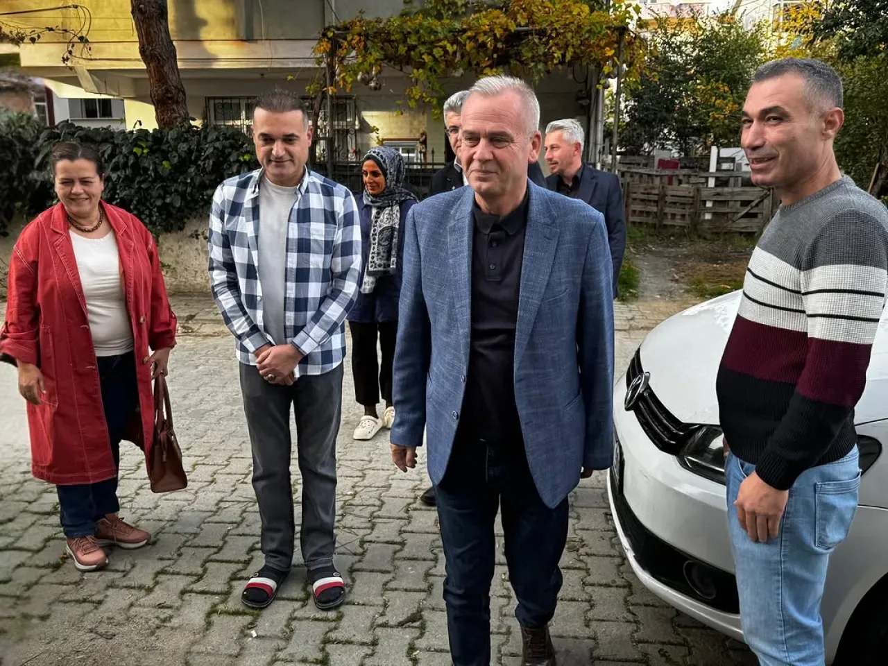 AK Parti Silivri Teşkilatı, Mardinli Girel Ailesi'ni Ziyaret Etti AK Parti Silivri Teşkilatı, Mardinli Girel Ailesi'ni Ziyaret Etti