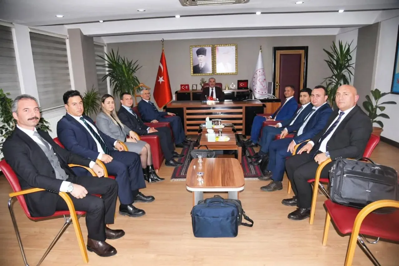 Balıkesir'de Eğitim Müfettişleri ile Kalite Odaklı Toplantı Balıkesir'de Eğitim Müfettişleri ile Kalite Odaklı Toplantı