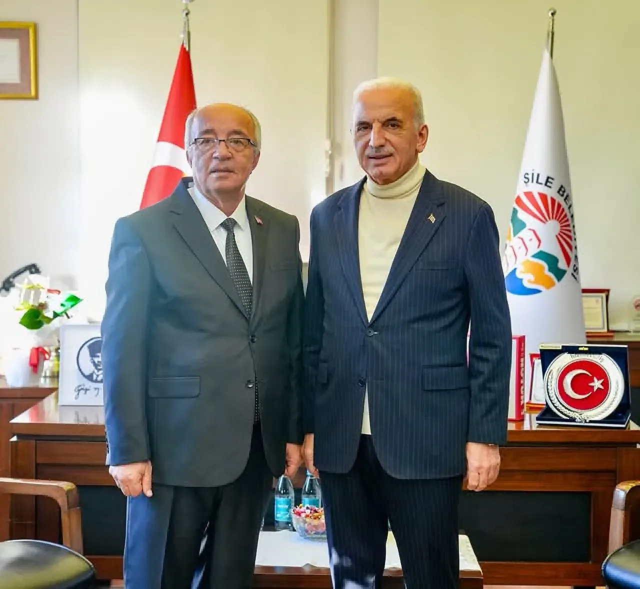 Şile Belediye Görevlisi Sacit Terzi'nin Misafirperverliği ve Vatandaş Odaklı Çalışmaları Şile Belediye Görevlisi Sacit Terzi'nin Misafirperverliği ve Vatandaş Odaklı Çalışmaları