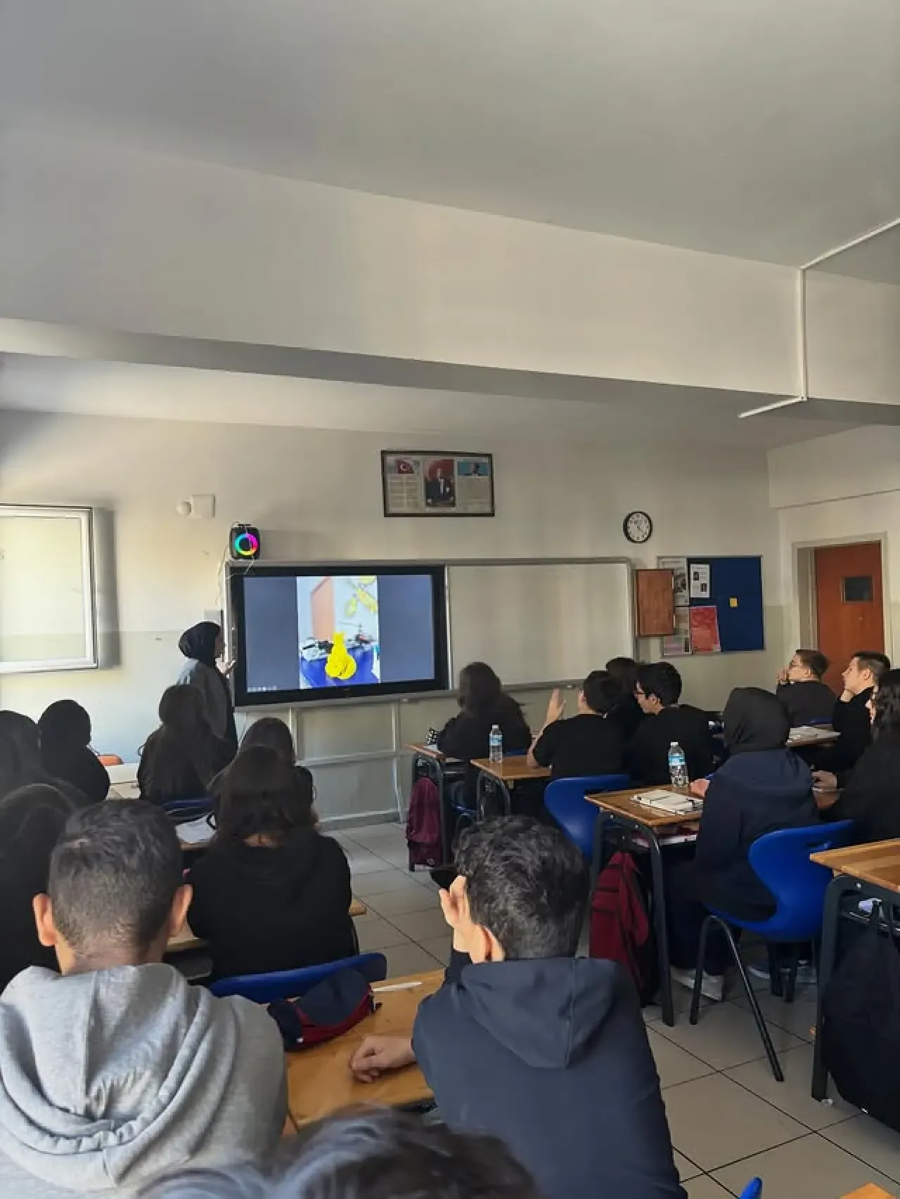 TÜGVA Zeytinburnu, Adile Mermerci Anadolu Lisesi'nde İcathane Semineri Düzenledi TÜGVA Zeytinburnu, Adile Mermerci Anadolu Lisesi'nde İcathane Semineri Düzenledi