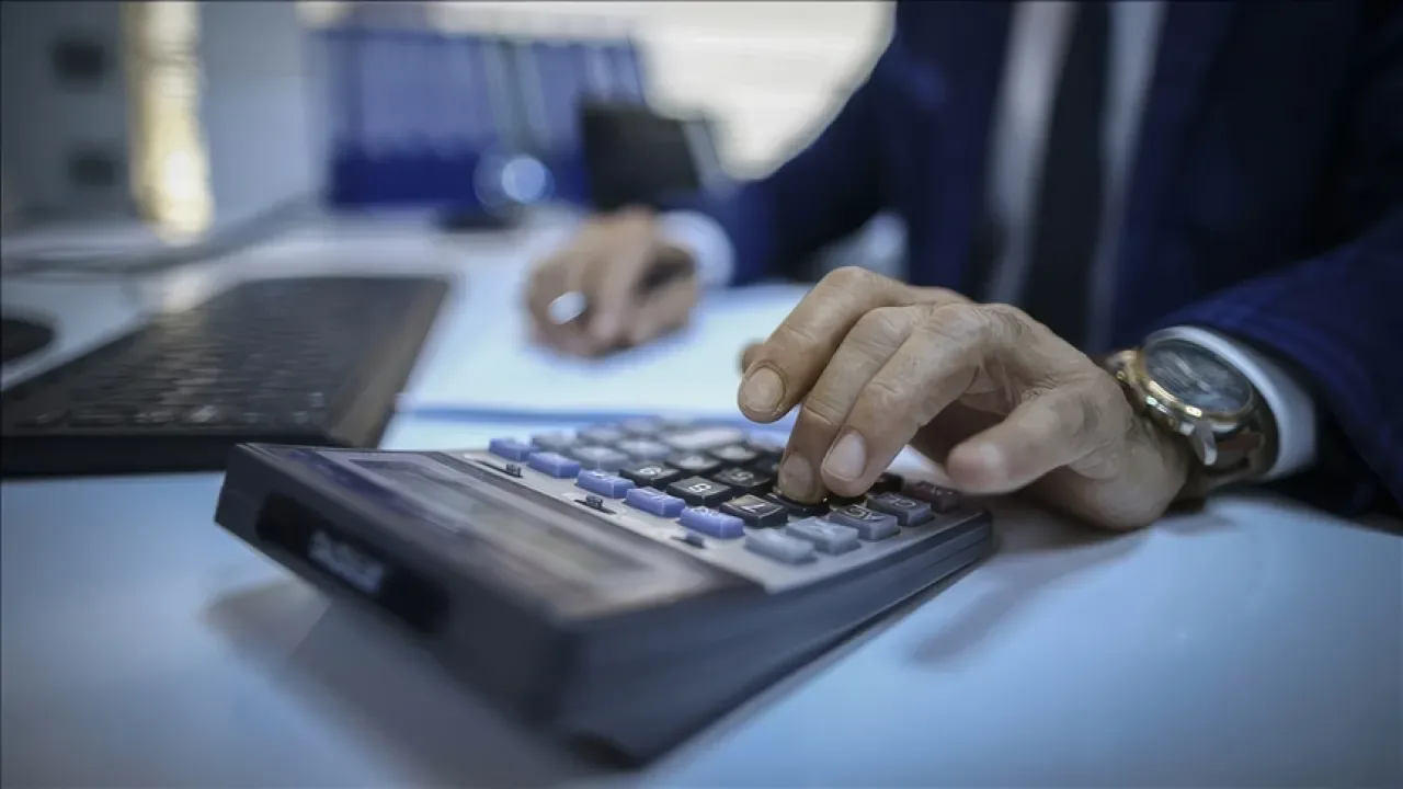 Yeni Yılda Vergi ve Harç Artışları Yeniden Değerleme Oranının Altında Kalacak Yeni Yılda Vergi ve Harç Artışları Yeniden Değerleme Oranının Altında Kalacak