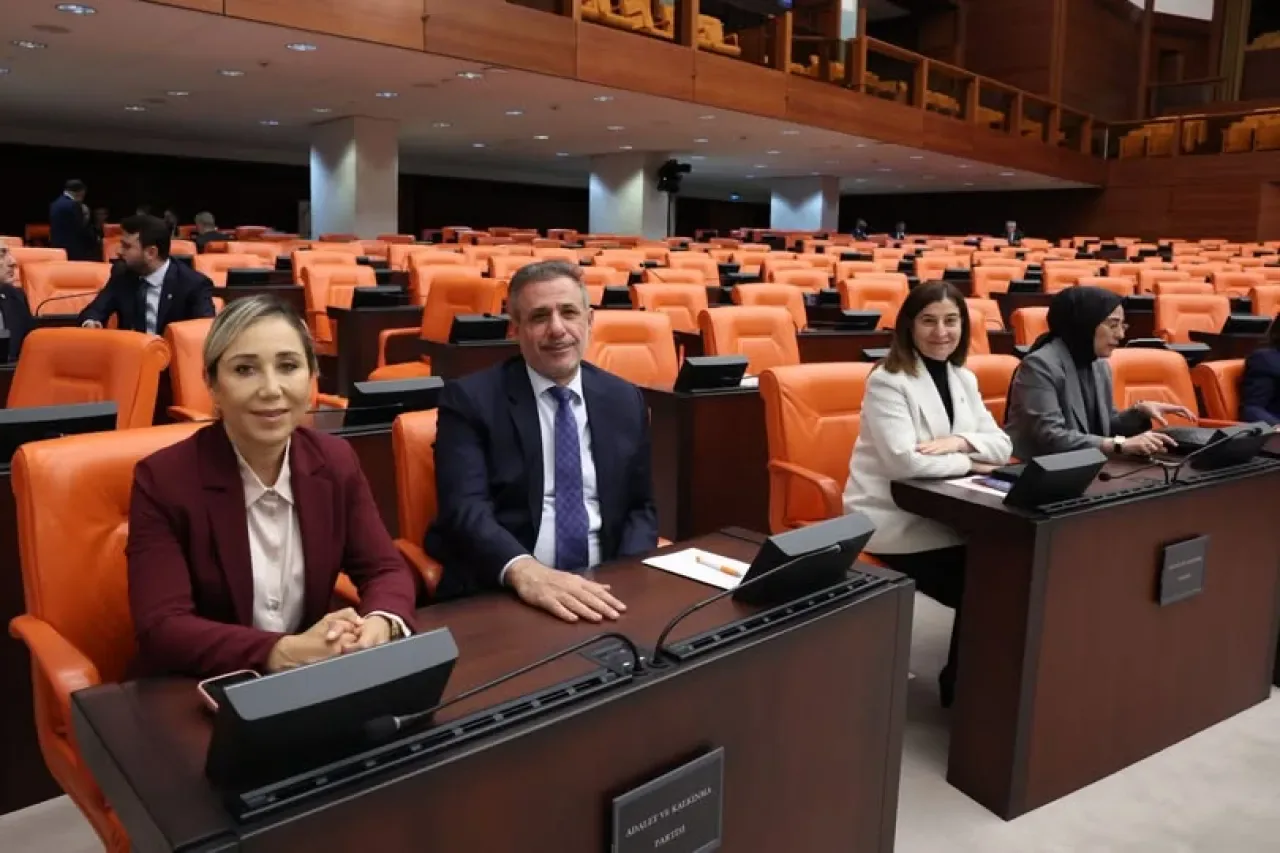Gaziantep Milletvekili, TBMM'de Vergi Kanunu Teklifini Değerlendirdi Gaziantep Milletvekili, TBMM'de Vergi Kanunu Teklifini Değerlendirdi
