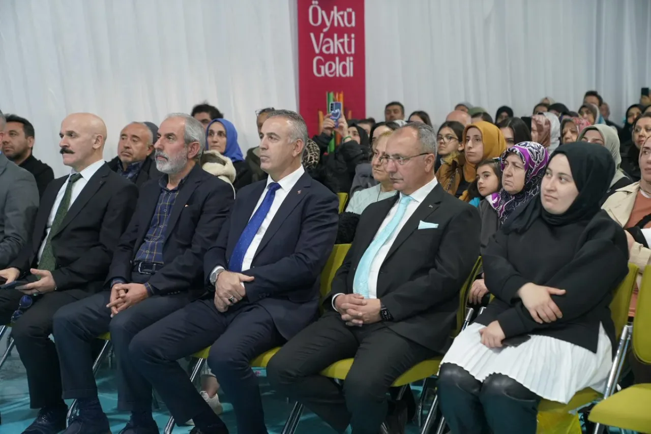 Ümraniye'de Algı Operasyonları ve Türkiye Konusu Ele Alındı Ümraniye'de Algı Operasyonları ve Türkiye Konusu Ele Alındı