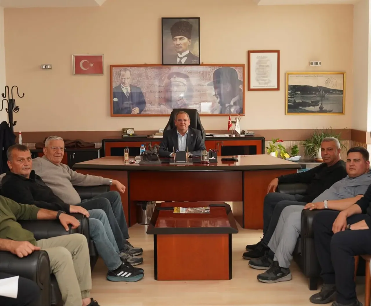 Ayvalık Belediyesi, Küçükköy'de Çalışmaları Yerinde İnceledi Ayvalık Belediyesi, Küçükköy'de Çalışmaları Yerinde İnceledi