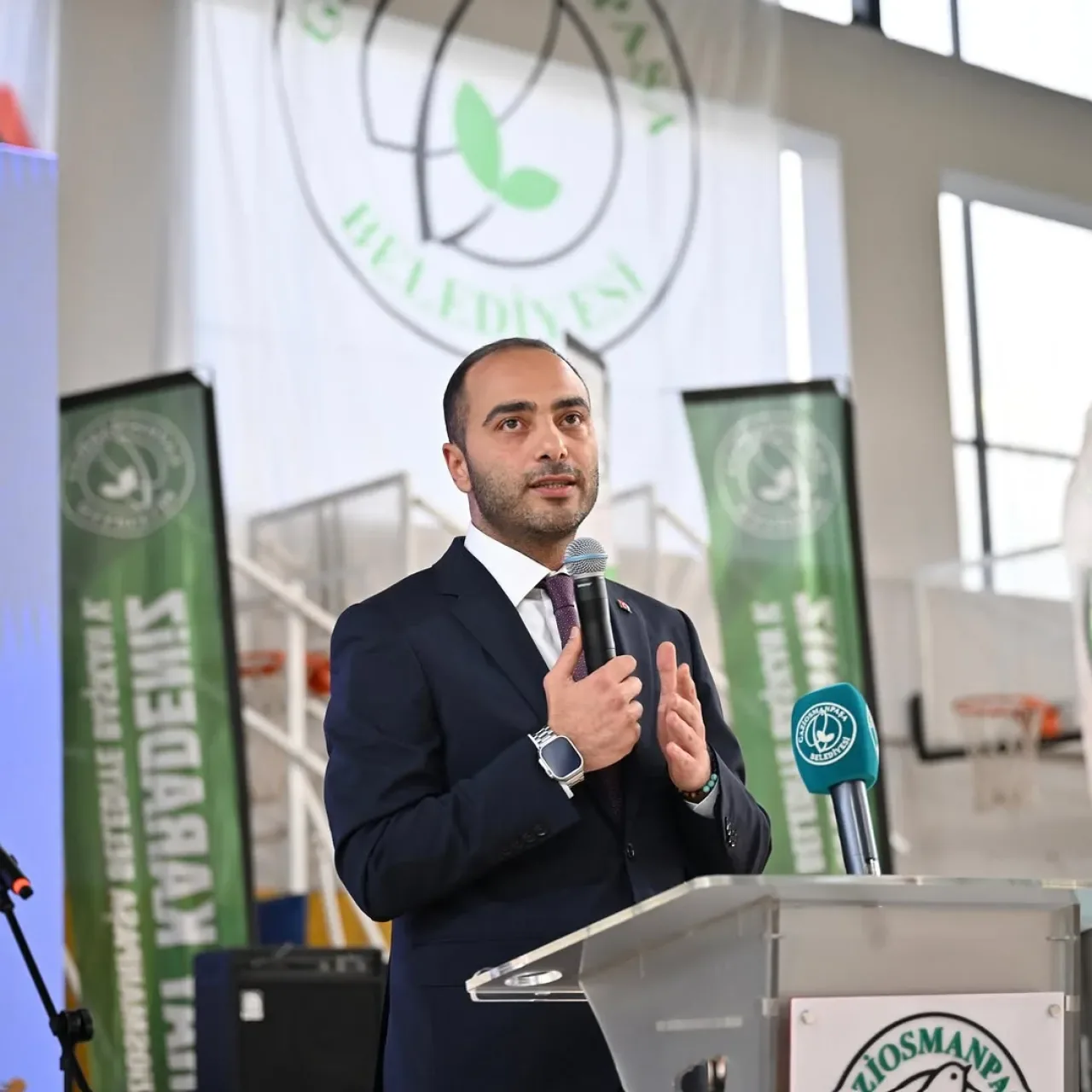 Gaziosmanpaşa'da 4 Bin Öğrenciye Dijital Eğitim Desteği Gaziosmanpaşa'da 4 Bin Öğrenciye Dijital Eğitim Desteği