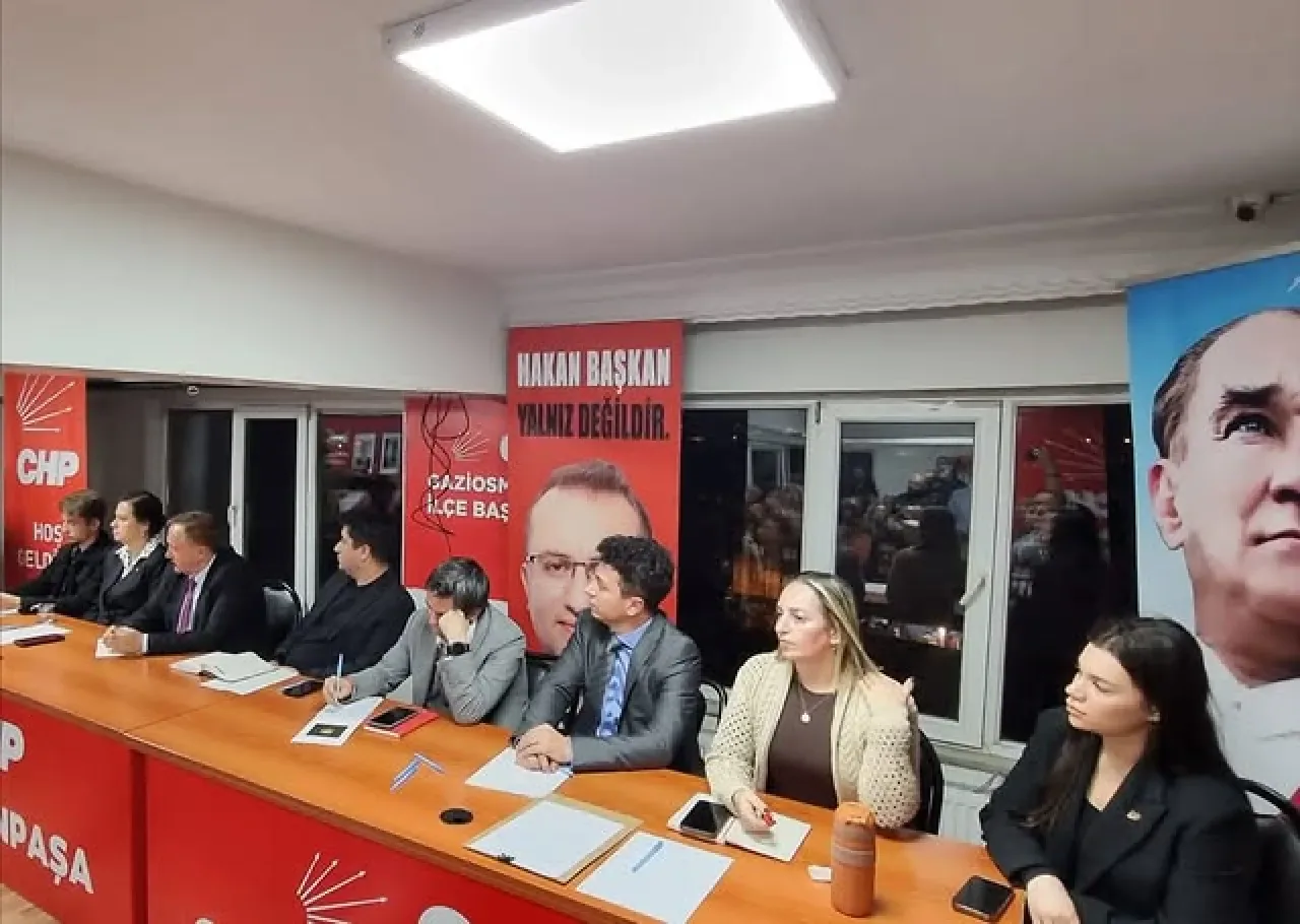 CHP Gaziosmanpaşa'da 39. Olağan Kurultay Toplantısı Gerçekleştirildi CHP Gaziosmanpaşa'da 39. Olağan Kurultay Toplantısı Gerçekleştirildi