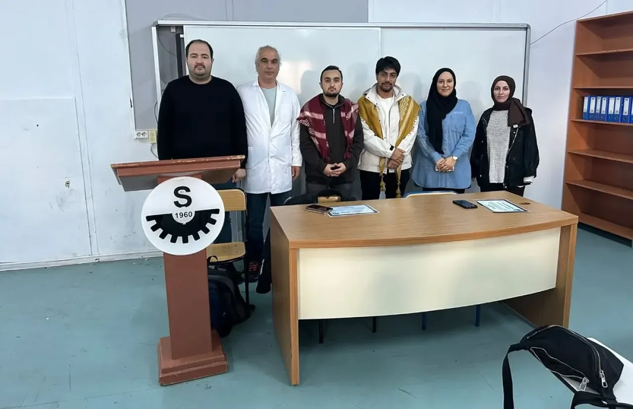 Şişli'de Öğrenciler, Filistin Direnişini Konuştu: Sumud Filosu Konferansı Şişli'de Öğrenciler, Filistin Direnişini Konuştu: Sumud Filosu Konferansı