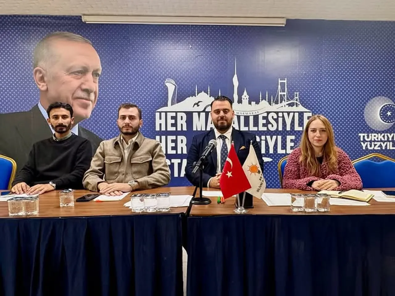 Silivri Gençlik Kolları Haftalık Olağan Toplantısını Gerçekleştirdi Silivri Gençlik Kolları Haftalık Olağan Toplantısını Gerçekleştirdi