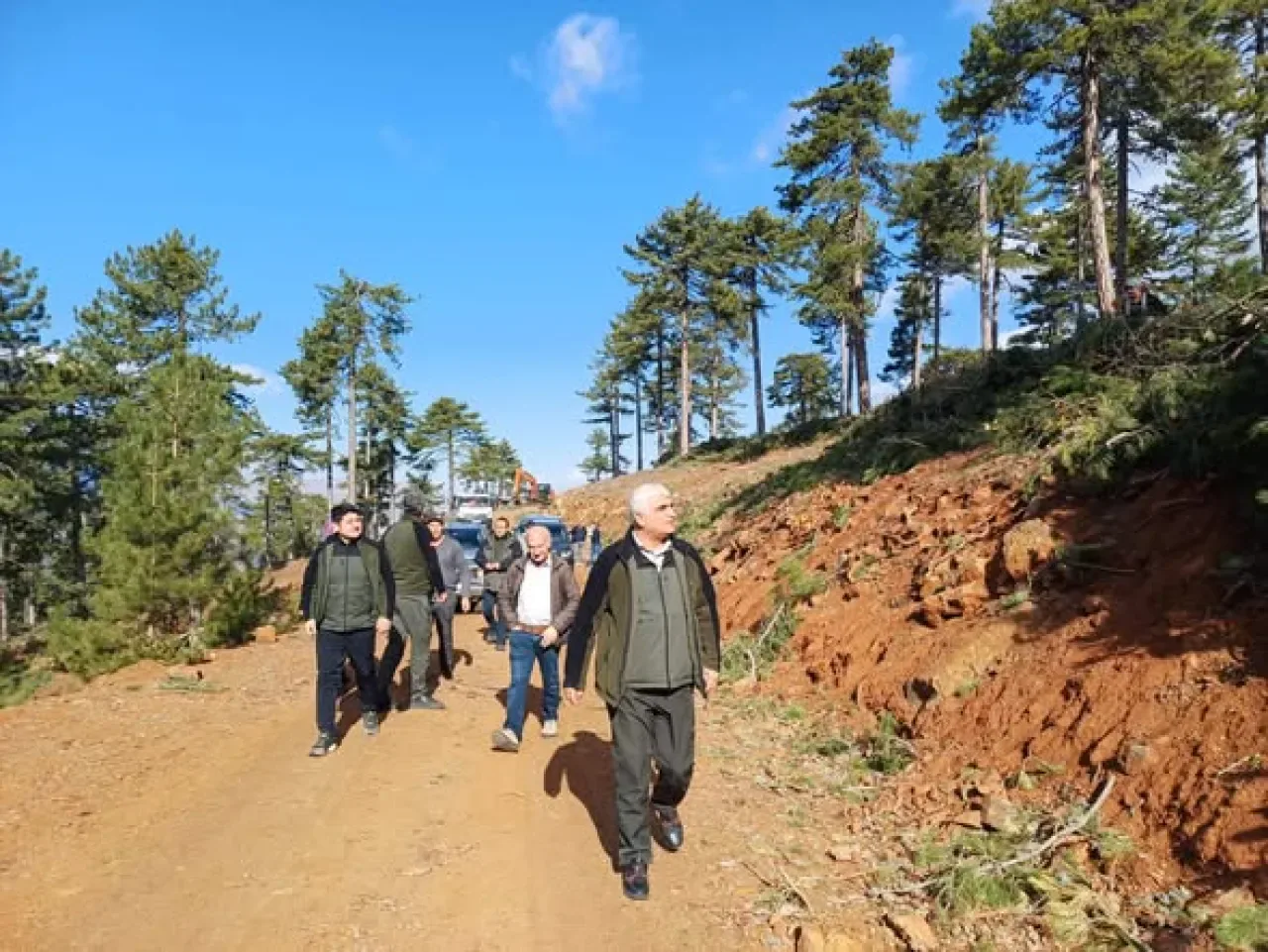 Kayseri Orman Bölge Müdürü Yahyalı'da Doğal Gençleştirme Sahalarını Denetledi Kayseri Orman Bölge Müdürü Yahyalı'da Doğal Gençleştirme Sahalarını Denetledi