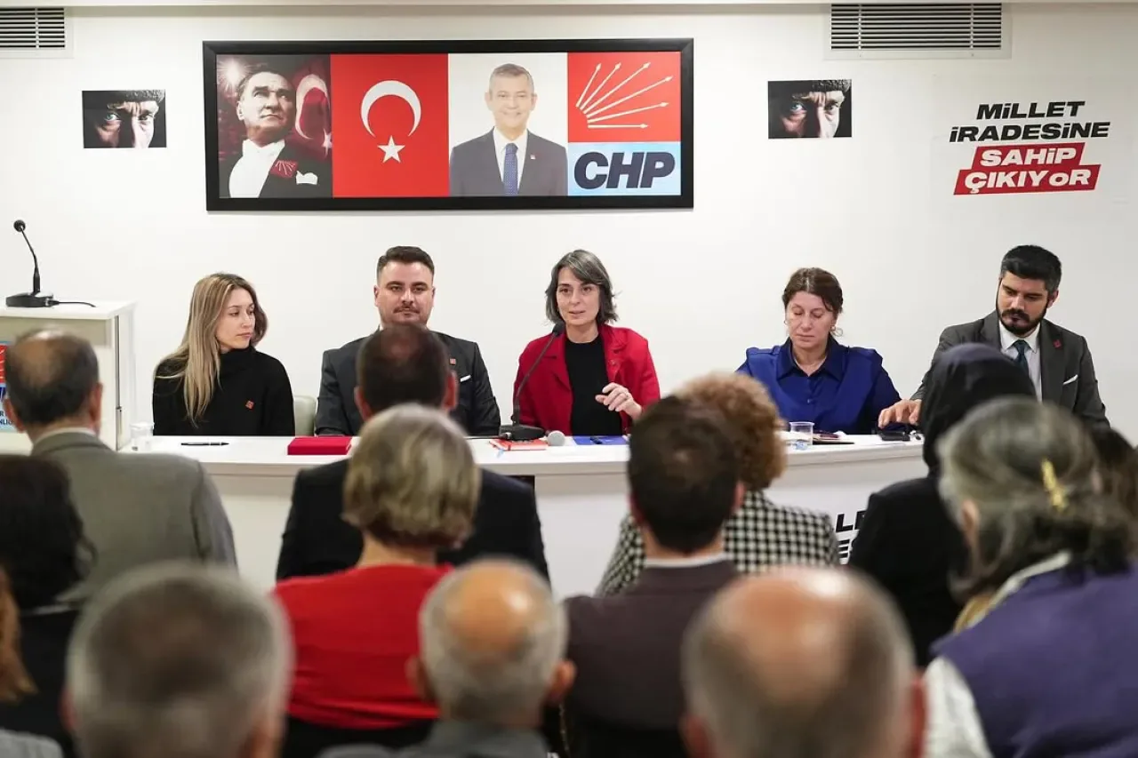 CHP Üsküdar İlçe Başkanlığı Kurultay Sürecini Değerlendirdi CHP Üsküdar İlçe Başkanlığı Kurultay Sürecini Değerlendirdi
